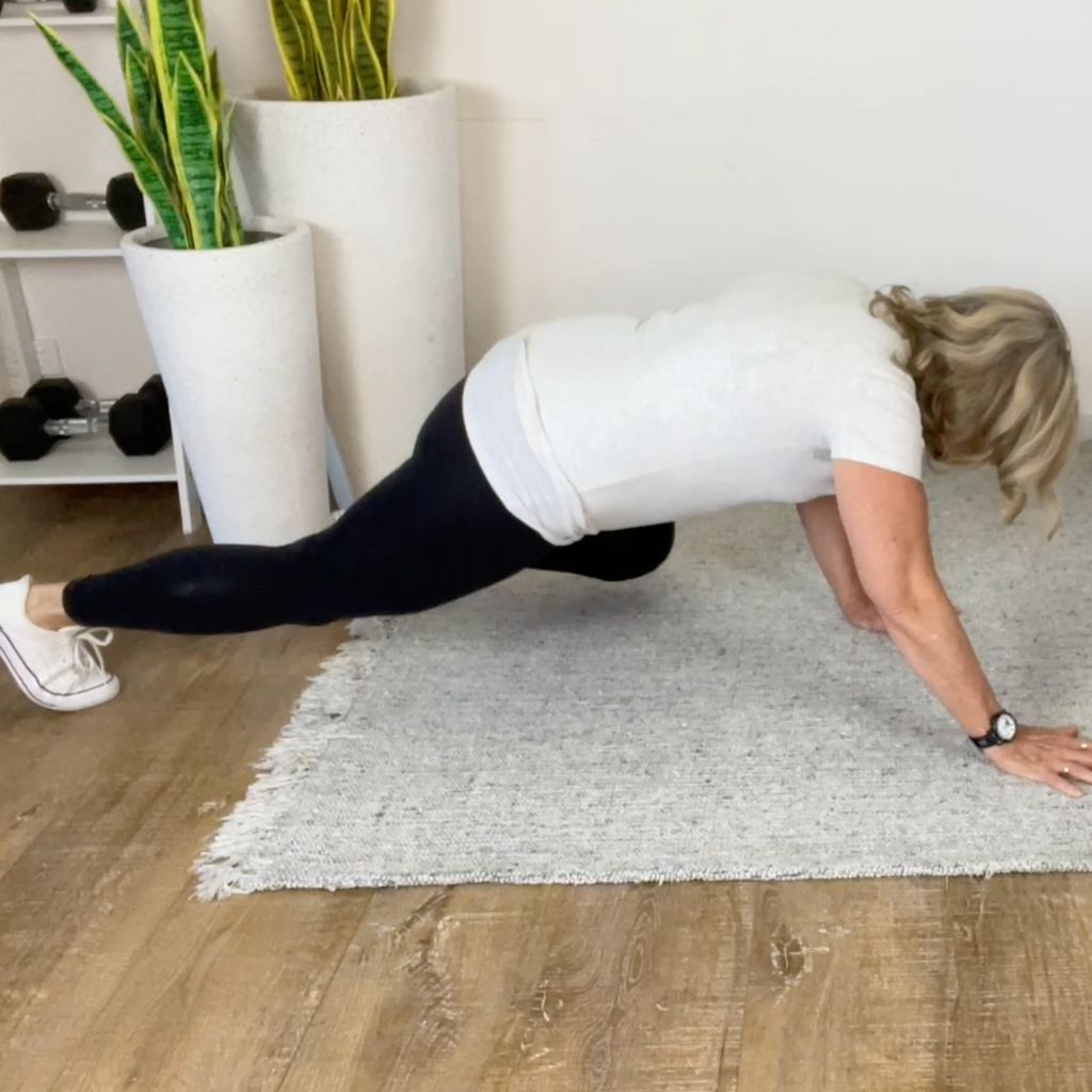 lizard crawl