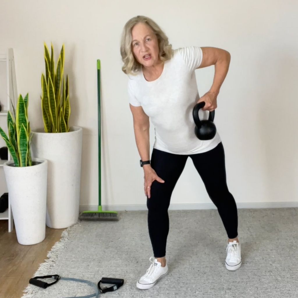 upright row pulls kettlebell