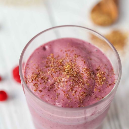 avocado and berry smoothie 3