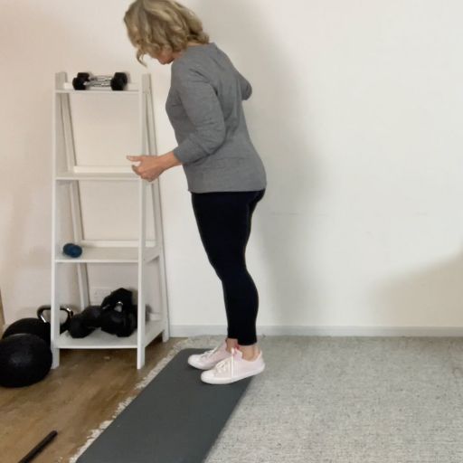step ankle stretch 1