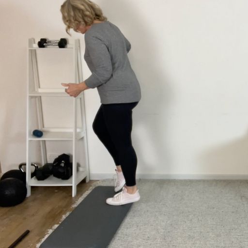step ankle stretch 2
