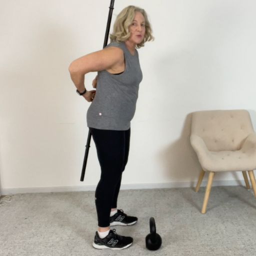 pulling movement with a kettlebell 2