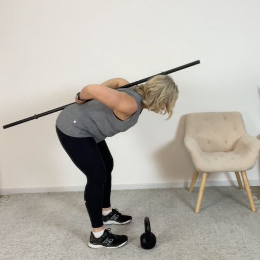 pulling movement with a kettlebell 3