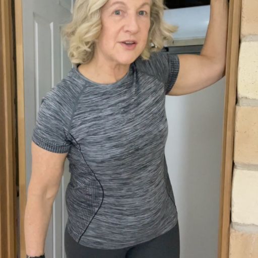 shoulder doorway stretch 2