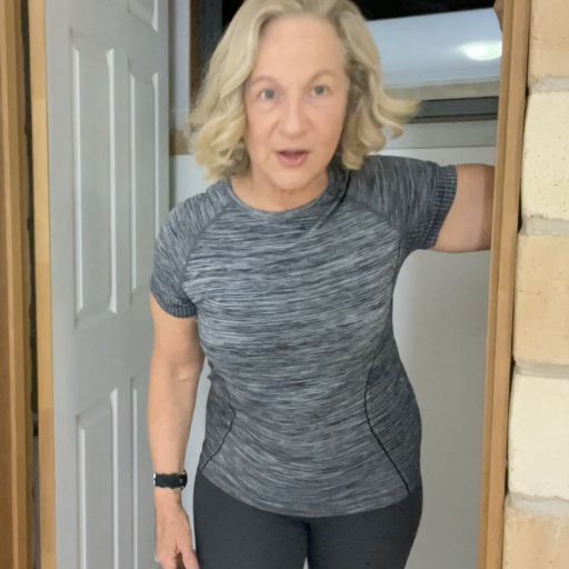 shoulder doorway stretch 4